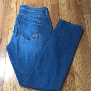 Super Skinny Mid-Rise jeans
